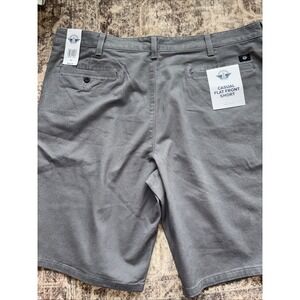 Dockers men's Size 42 Gray casual flat front shorts